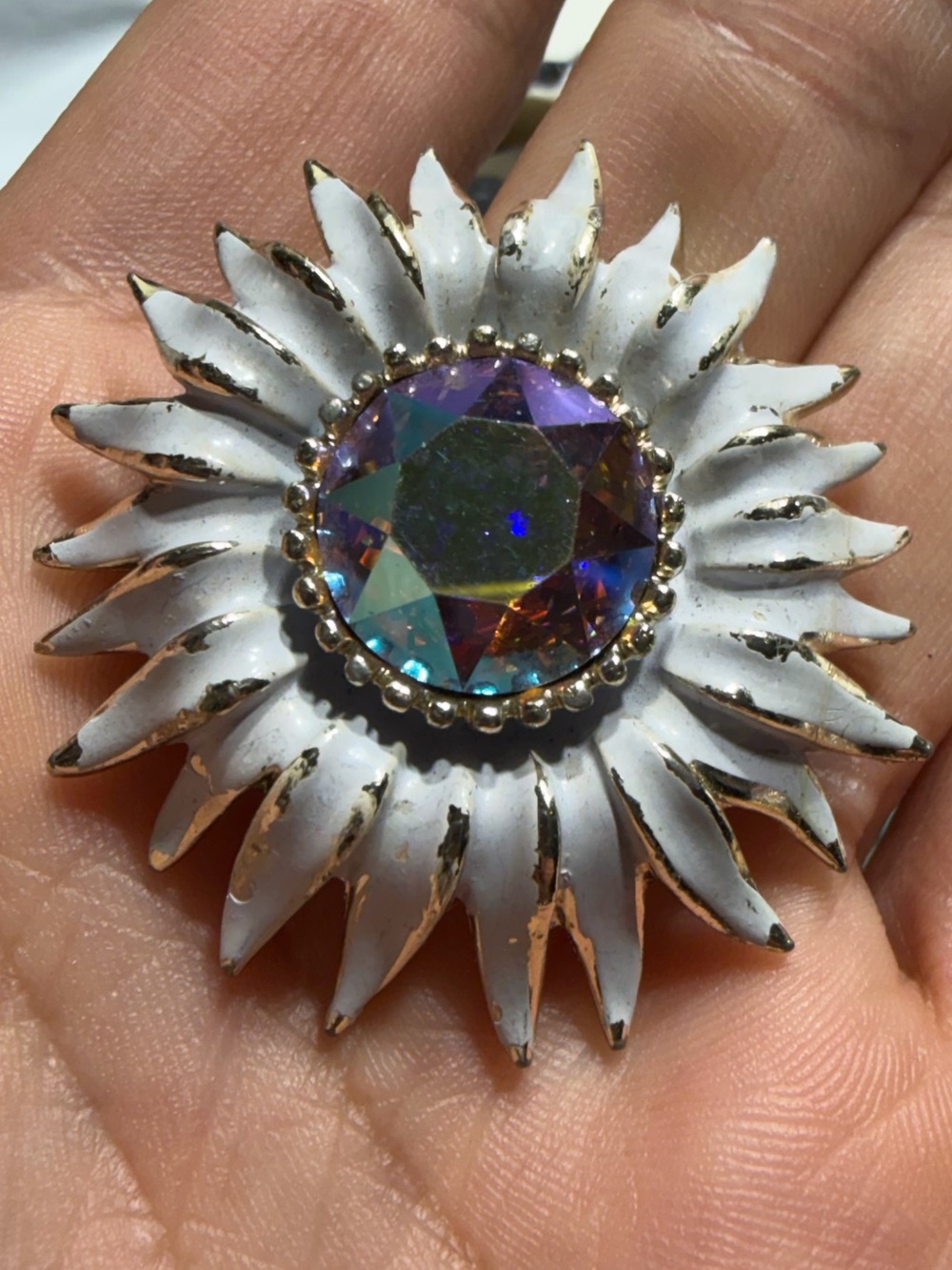 Vintage Albert Weiss White Enamel Aurora Borealis Crystal Sunburst Brooch